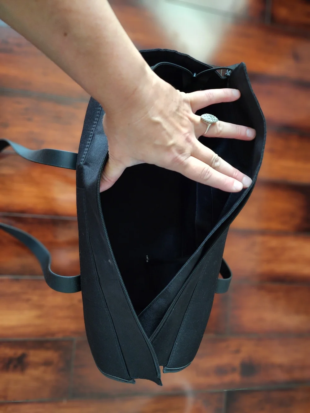 Wild One Black Travel Pet Carrier Airline Approved Dog Cat Tote Bag